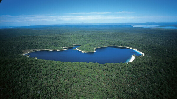 Aerial of Lake Mckenzie; Tourism and Events Queensland